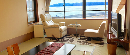 Japanese-Style Room + Bath with a View