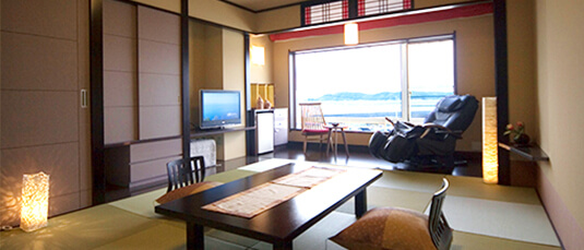 Japanese-Style Room with a Heavenly Shower