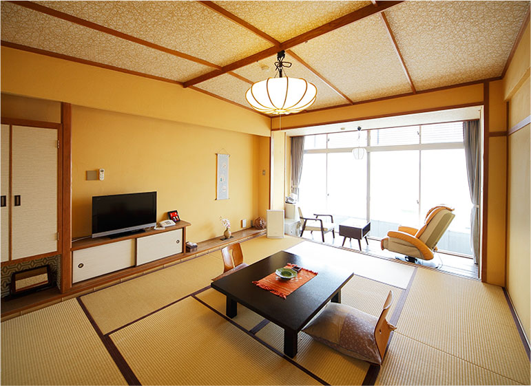 Japanese-Style Room